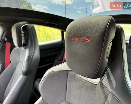 Красный Порше Тайкан, объемом двигателя 0 л и пробегом 60 тыс. км за 73800 $, фото 52 на Automoto.ua