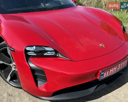 Красный Порше Тайкан, объемом двигателя 0 л и пробегом 60 тыс. км за 73800 $, фото 7 на Automoto.ua