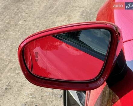 Красный Порше Тайкан, объемом двигателя 0 л и пробегом 60 тыс. км за 73800 $, фото 23 на Automoto.ua