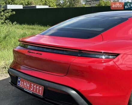 Красный Порше Тайкан, объемом двигателя 0 л и пробегом 60 тыс. км за 73800 $, фото 22 на Automoto.ua