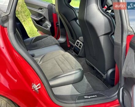 Красный Порше Тайкан, объемом двигателя 0 л и пробегом 60 тыс. км за 73800 $, фото 74 на Automoto.ua