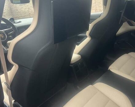 Червоний Порше Тайкан, об'ємом двигуна 0 л та пробігом 18 тис. км за 105000 $, фото 11 на Automoto.ua