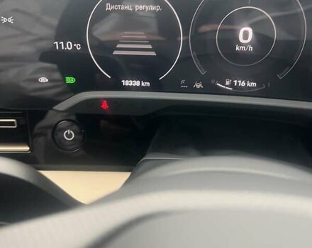 Червоний Порше Тайкан, об'ємом двигуна 0 л та пробігом 18 тис. км за 105000 $, фото 19 на Automoto.ua