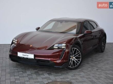 Порше Тайкан 2021 в Киеве на Automoto.ua Красный Порше Тайкан, объемом двигателя 0 л и пробегом 28 тыс. км за 78000 $, фото 1 на Automoto.ua