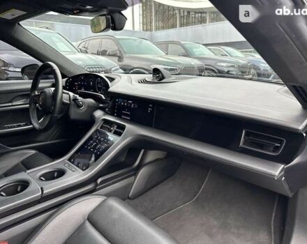 Порше Тайкан, объемом двигателя 0 л и пробегом 12 тыс. км за 83999 $, фото 13 на Automoto.ua