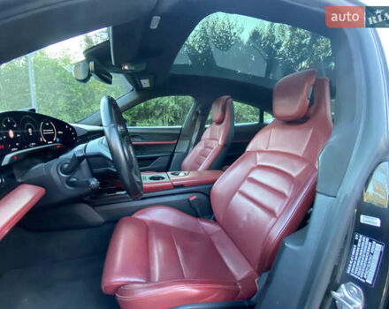 Порше Тайкан, объемом двигателя 0 л и пробегом 72 тыс. км за 54000 $, фото 7 на Automoto.ua