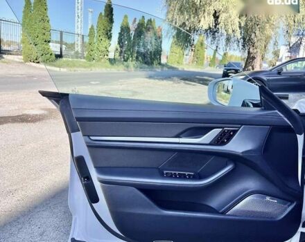 Порше Тайкан 2020 в Киеве на Automoto.ua Порше Тайкан, объемом двигателя 0 л и пробегом 18 тыс. км за 95555 $, фото 19 на Automoto.ua