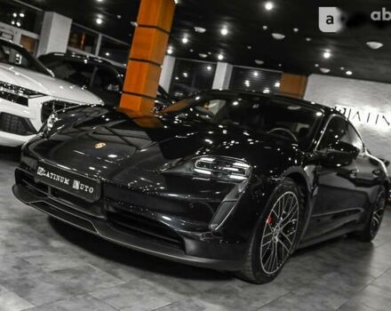 Порше Тайкан, объемом двигателя 0 л и пробегом 38 тыс. км за 68900 $, фото 5 на Automoto.ua
