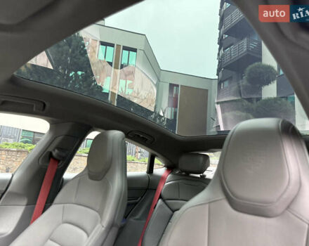 Порше Тайкан 2020 в Киеве на Automoto.ua Порше Тайкан, объемом двигателя 0 л и пробегом 95 тыс. км за 52999 $, фото 26 на Automoto.ua