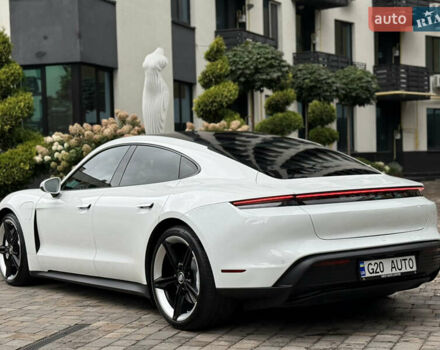Порше Тайкан 2020 в Киеве на Automoto.ua Порше Тайкан, объемом двигателя 0 л и пробегом 95 тыс. км за 52999 $, фото 14 на Automoto.ua