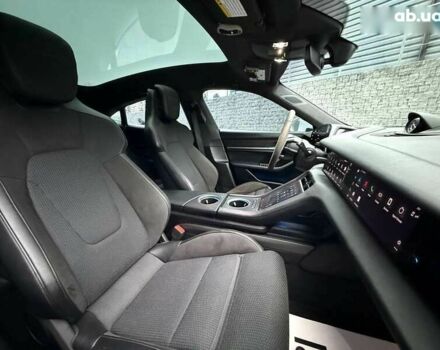 Порше Тайкан, объемом двигателя 0 л и пробегом 43 тыс. км за 71000 $, фото 21 на Automoto.ua