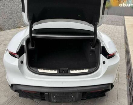 Порше Тайкан, объемом двигателя 0 л и пробегом 43 тыс. км за 71000 $, фото 8 на Automoto.ua