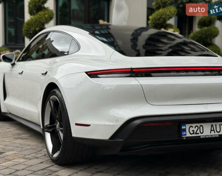 Порше Тайкан 2020 в Киеве на Automoto.ua Порше Тайкан, объемом двигателя 0 л и пробегом 95 тыс. км за 52999 $, фото 13 на Automoto.ua