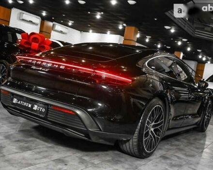 Порше Тайкан, объемом двигателя 0 л и пробегом 38 тыс. км за 68900 $, фото 11 на Automoto.ua