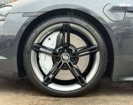 Порше Тайкан, объемом двигателя 0 л и пробегом 69 тыс. км за 52000 $, фото 8 на Automoto.ua