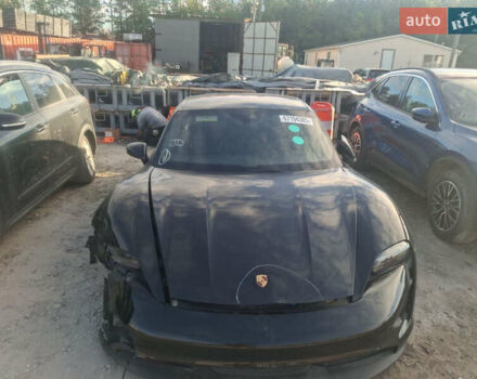 Порше Тайкан, объемом двигателя 0 л и пробегом 60 тыс. км за 42000 $, фото 8 на Automoto.ua