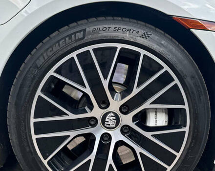 Порше Тайкан, об'ємом двигуна 0 л та пробігом 17 тис. км за 58100 $, фото 42 на Automoto.ua