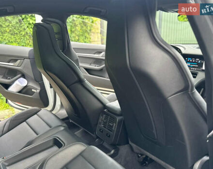 Порше Тайкан, об'ємом двигуна 0 л та пробігом 17 тис. км за 58100 $, фото 40 на Automoto.ua