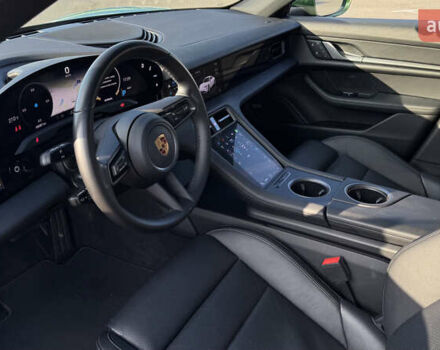 Порше Тайкан, объемом двигателя 0 л и пробегом 54 тыс. км за 67000 $, фото 7 на Automoto.ua