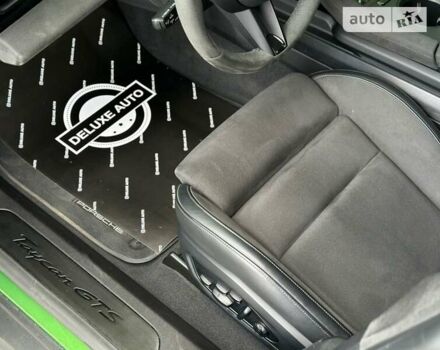 Порше Тайкан, объемом двигателя 0 л и пробегом 35 тыс. км за 99999 $, фото 47 на Automoto.ua