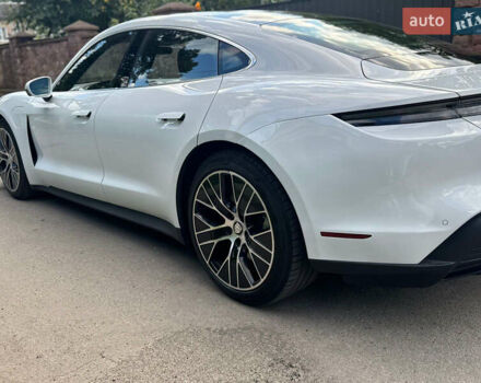 Порше Тайкан, об'ємом двигуна 0 л та пробігом 17 тис. км за 58100 $, фото 10 на Automoto.ua