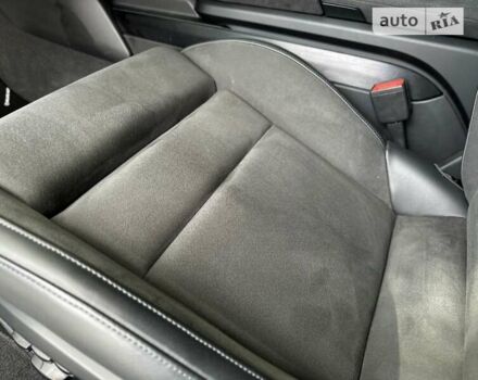 Порше Тайкан, объемом двигателя 0 л и пробегом 35 тыс. км за 99999 $, фото 48 на Automoto.ua