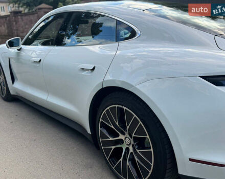 Порше Тайкан, об'ємом двигуна 0 л та пробігом 17 тис. км за 58100 $, фото 12 на Automoto.ua