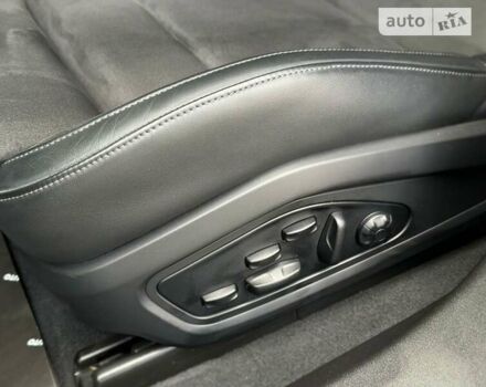 Порше Тайкан, объемом двигателя 0 л и пробегом 35 тыс. км за 99999 $, фото 54 на Automoto.ua