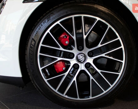 Порше Тайкан, объемом двигателя 0 л и пробегом 0 тыс. км за 100341 $, фото 29 на Automoto.ua