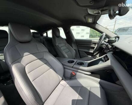 Порше Тайкан, объемом двигателя 0 л и пробегом 55 тыс. км за 32000 $, фото 10 на Automoto.ua