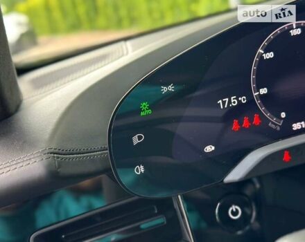 Порше Тайкан, объемом двигателя 0 л и пробегом 35 тыс. км за 99999 $, фото 52 на Automoto.ua