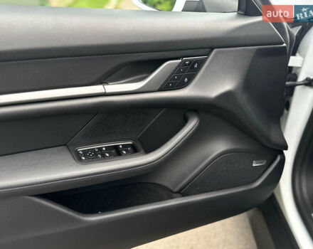 Порше Тайкан, об'ємом двигуна 0 л та пробігом 17 тис. км за 58100 $, фото 31 на Automoto.ua