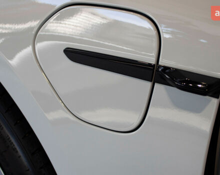 Порше Тайкан, об'ємом двигуна 0 л та пробігом 0 тис. км за 100341 $, фото 27 на Automoto.ua