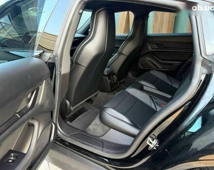 Порше Тайкан, объемом двигателя 0 л и пробегом 32 тыс. км за 45500 $, фото 15 на Automoto.ua