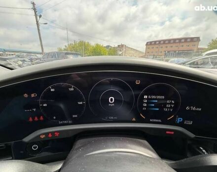 Порше Тайкан, объемом двигателя 0 л и пробегом 55 тыс. км за 32000 $, фото 12 на Automoto.ua