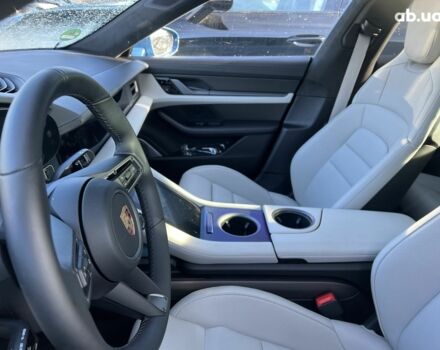Порше Тайкан, объемом двигателя 0 л и пробегом 0 тыс. км за 215404 $, фото 36 на Automoto.ua