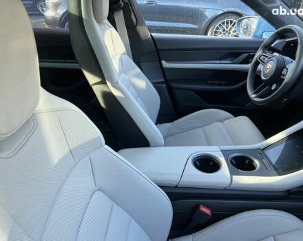 Порше Тайкан, объемом двигателя 0 л и пробегом 0 тыс. км за 215404 $, фото 33 на Automoto.ua