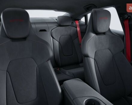 Порше Тайкан, объемом двигателя 0 л и пробегом 0 тыс. км за 169732 $, фото 5 на Automoto.ua