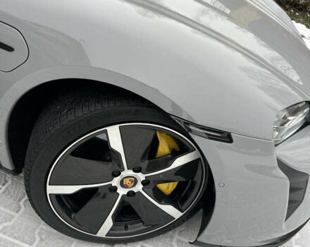 Серый Порше Тайкан, объемом двигателя 0 л и пробегом 24 тыс. км за 100000 $, фото 5 на Automoto.ua