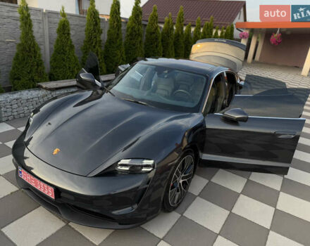 Серый Порше Тайкан, объемом двигателя 0 л и пробегом 129 тыс. км за 53500 $, фото 39 на Automoto.ua