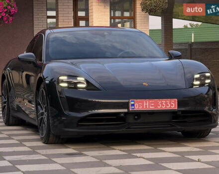 Серый Порше Тайкан, объемом двигателя 0 л и пробегом 129 тыс. км за 53500 $, фото 10 на Automoto.ua