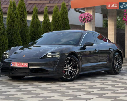 Серый Порше Тайкан, объемом двигателя 0 л и пробегом 129 тыс. км за 53500 $, фото 6 на Automoto.ua