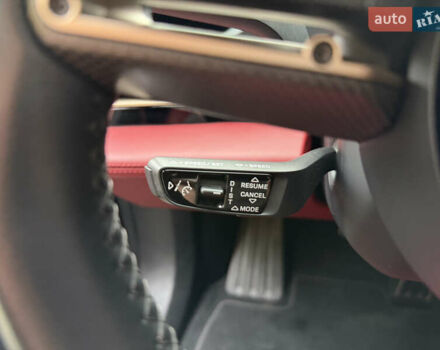 Сірий Порше Тайкан, об'ємом двигуна 0 л та пробігом 147 тис. км за 69890 $, фото 30 на Automoto.ua