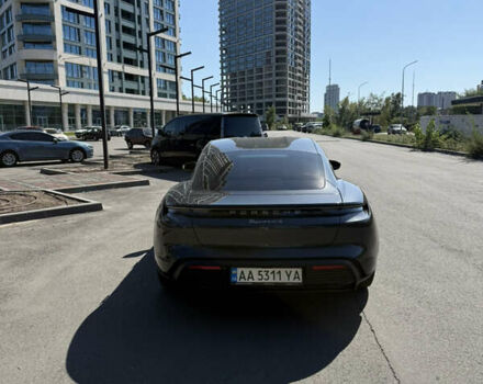 Сірий Порше Тайкан, об'ємом двигуна 0 л та пробігом 26 тис. км за 70000 $, фото 2 на Automoto.ua