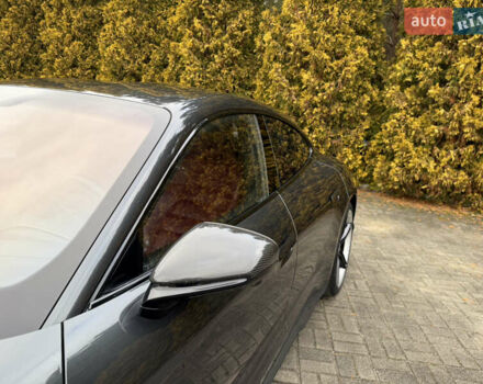 Сірий Порше Тайкан, об'ємом двигуна 0 л та пробігом 147 тис. км за 69890 $, фото 16 на Automoto.ua