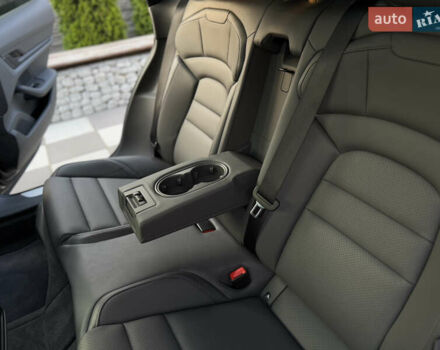 Серый Порше Тайкан, объемом двигателя 0 л и пробегом 129 тыс. км за 53500 $, фото 62 на Automoto.ua