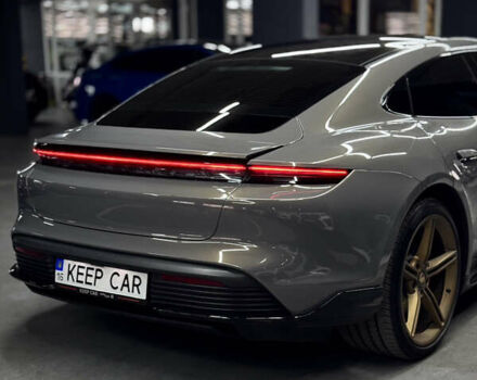 Серый Порше Тайкан, объемом двигателя 0 л и пробегом 75 тыс. км за 65000 $, фото 8 на Automoto.ua