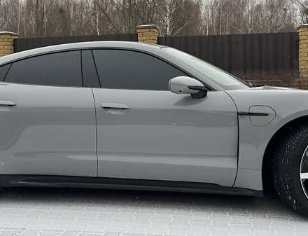 Серый Порше Тайкан, объемом двигателя 0 л и пробегом 24 тыс. км за 100000 $, фото 23 на Automoto.ua