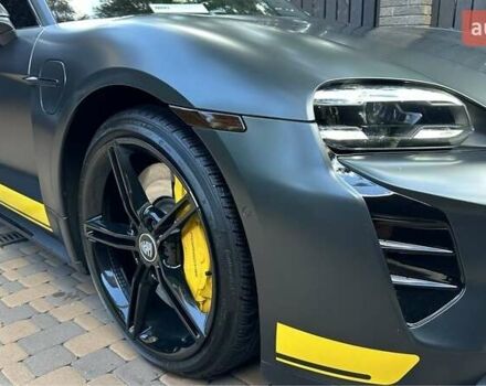 Серый Порше Тайкан, объемом двигателя 0 л и пробегом 58 тыс. км за 62000 $, фото 20 на Automoto.ua