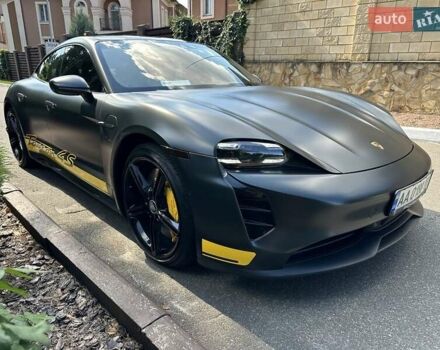 Серый Порше Тайкан, объемом двигателя 0 л и пробегом 58 тыс. км за 62000 $, фото 2 на Automoto.ua